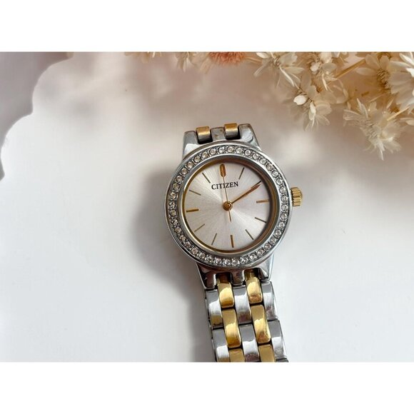 Citizen Dual Silver & Gold Toned Rhinestone Vintage Wristwatch - 17mm - WORKS! - Picture 4 of 9